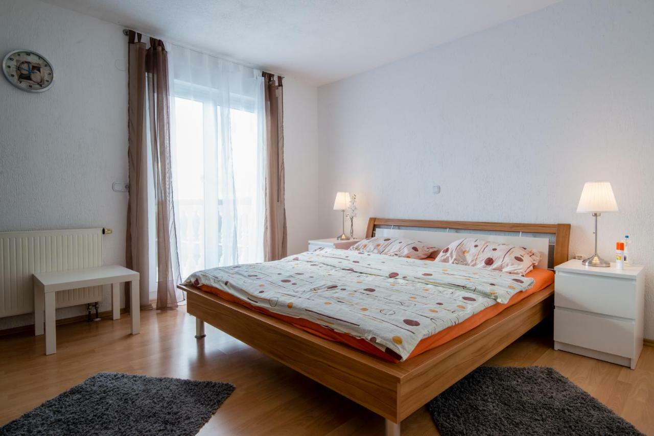 Ferienhaus Bucic Buje Esterno foto